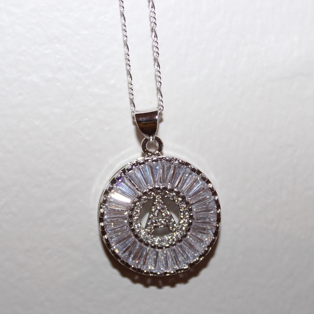 Ecyoj CZ collection Initial pendant necklace